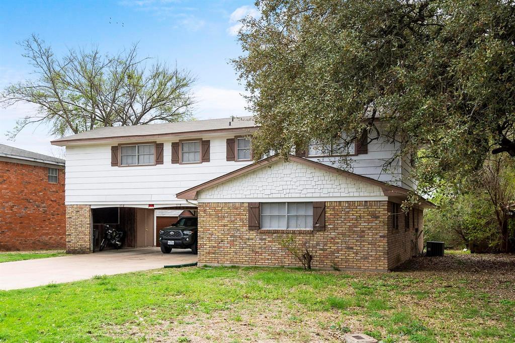 Primary Photo - 3715 Ivanhoe Dr