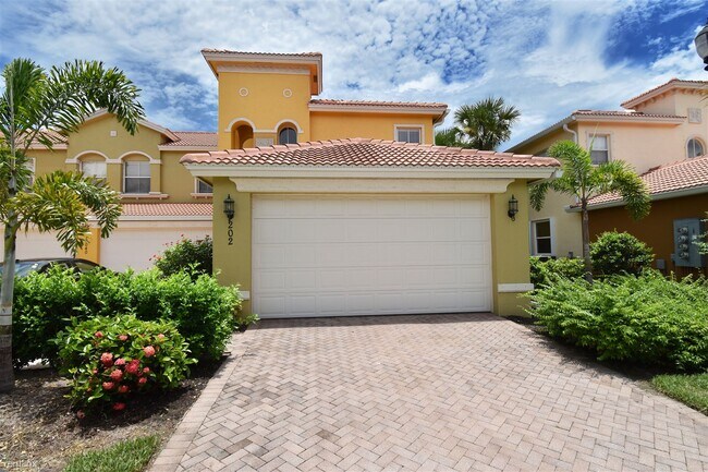 Foto del edificio - 2 br, 2 bath Townhome - 12040 Lucca Street...