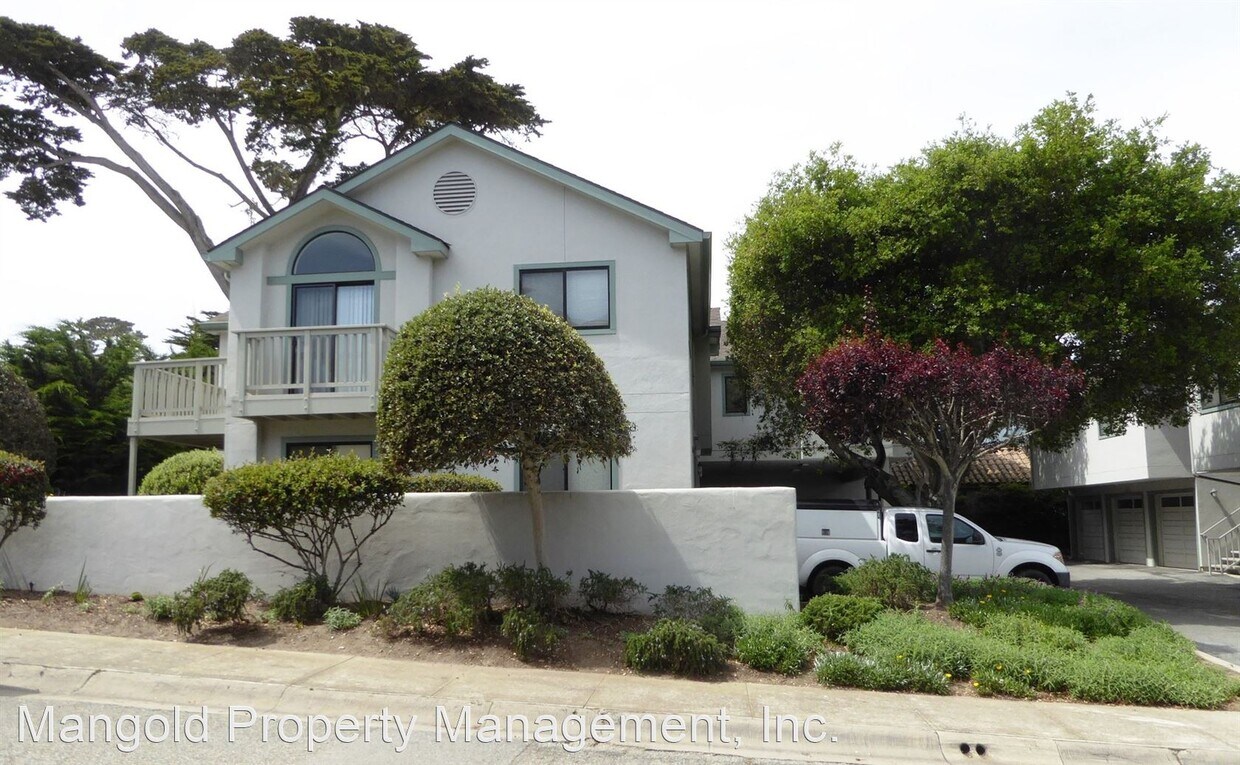 Primary Photo - 820 Lighthouse Ave