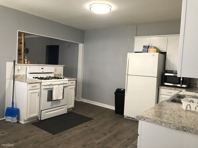 Building Photo - 3 br, 1 bath House - 509 S Ozark Ave