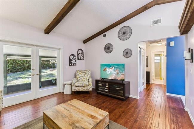 Foto del edificio - 116 Willow Ave