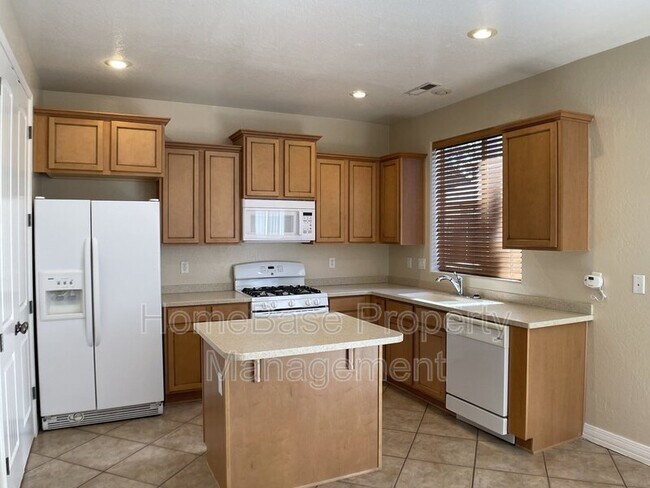 Foto del edificio - 533 W Nugget Trail