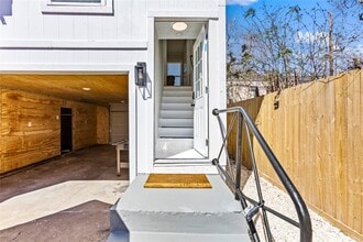 Building Photo - 3624 Avenue S 1/2