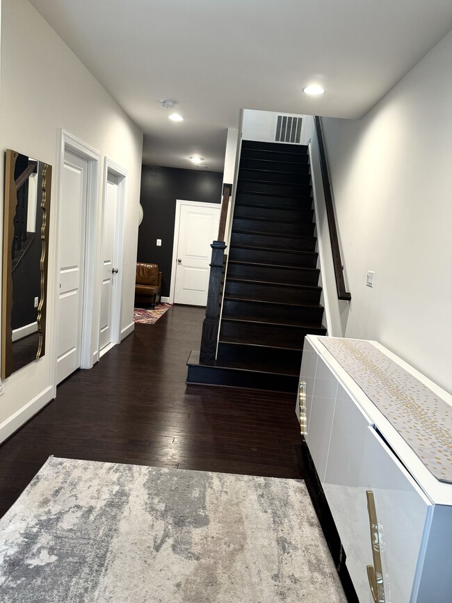 Building Photo - 23023 Sullivans Cove Sq