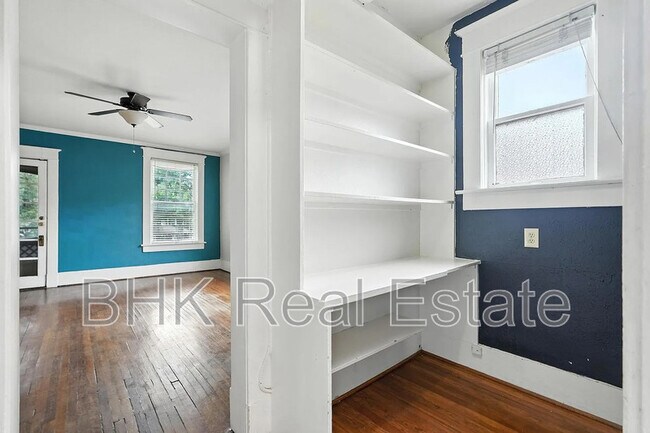 Foto del edificio - 4920 Victor St