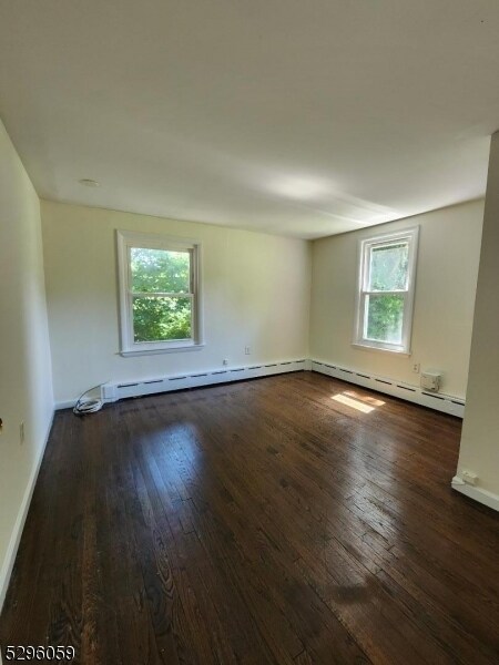 Building Photo - 1430 Sussex Turnpike