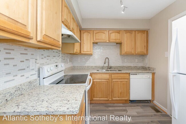 Building Photo - 3 br, 2 bath House - 6409 Natrona Avenue