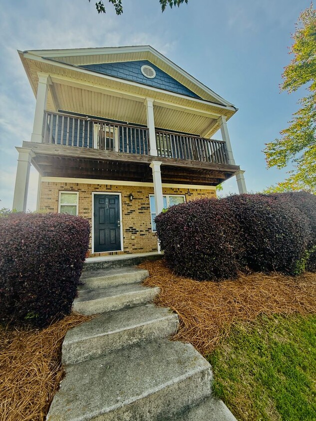 Foto principal - Awesome Standalone Townhouse at Bridgewater!