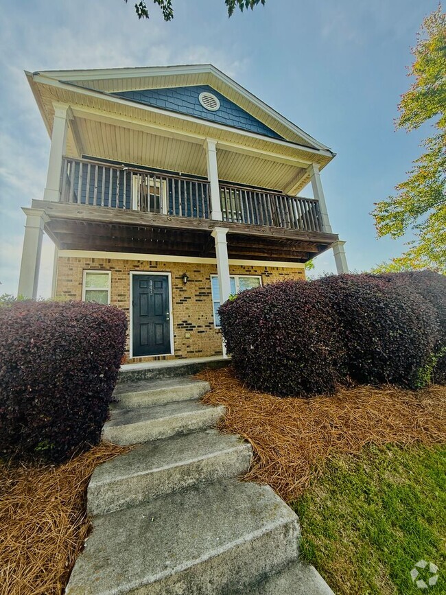 Building Photo - 143 Fern Ridge Ct