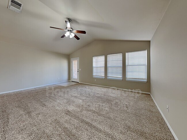 Building Photo - 2804 NW 186th St