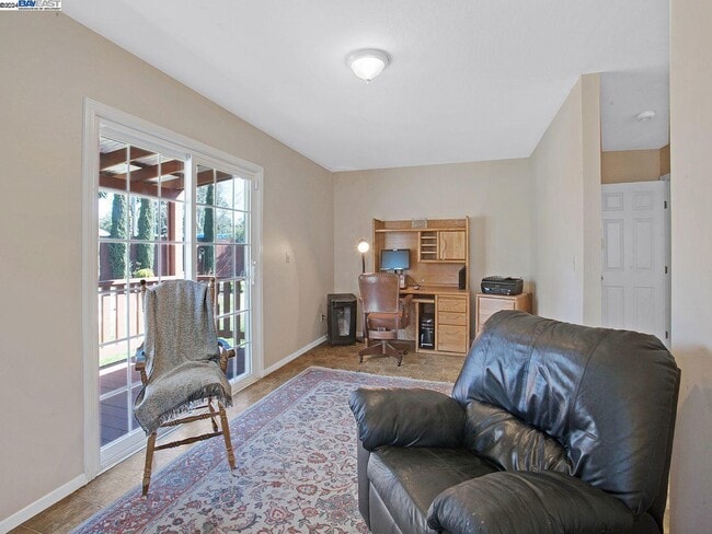 Building Photo - 38936 Bluegrass Ct
