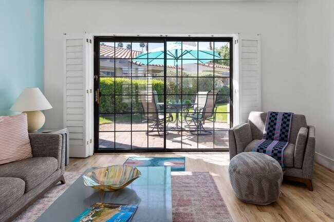 Foto del edificio - Desert Rose- Condo with Pool and Tennis Co...
