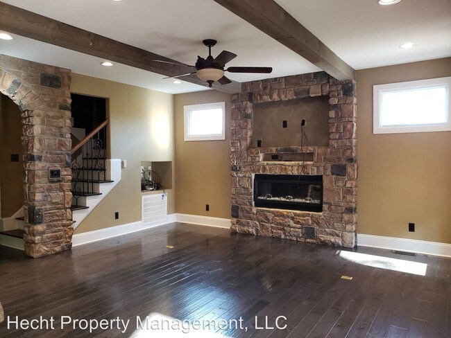 Building Photo - 4 br, 3 bath House - 1617 Chatham Ave