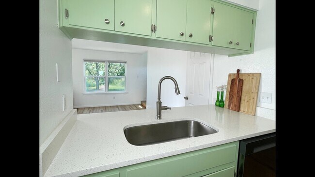 Foto del edificio - 5000 Mashie Cove