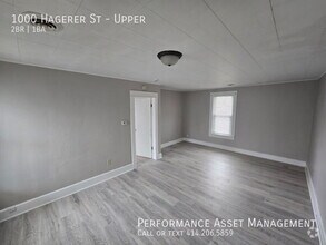 Building Photo - 1000 Hagerer St