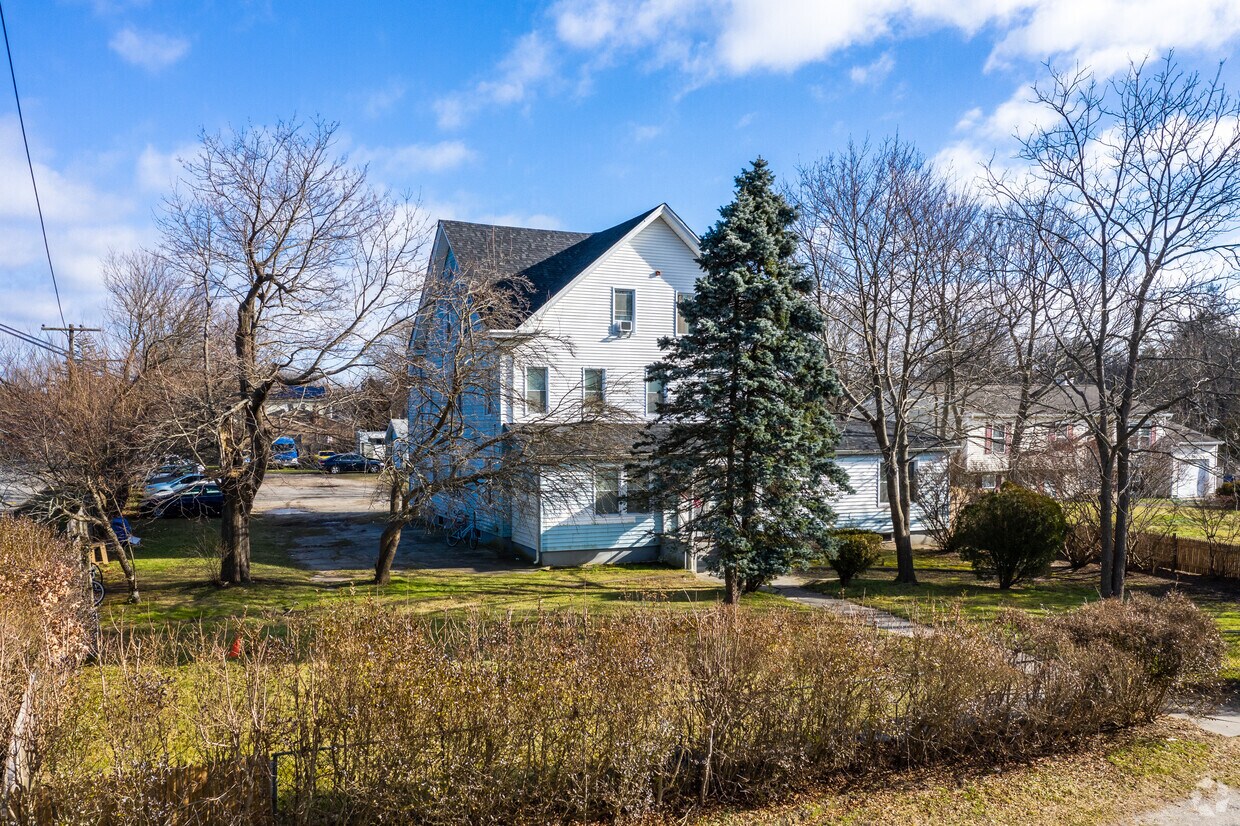 Primary Photo - 311 Bay Ave