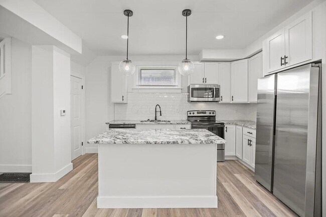 Foto del edificio - 852 Oakwood Ave