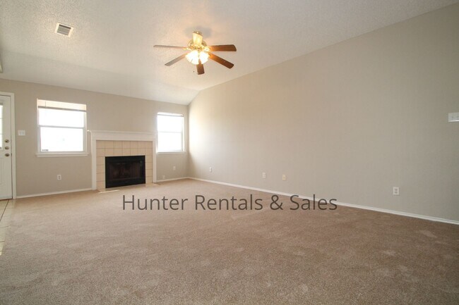 Foto del edificio - Exceptional!