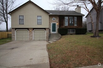 Building Photo - 11616 Oakmont St