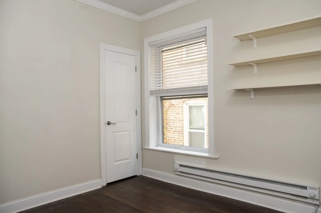 Foto del edificio - 943 Judson Ave