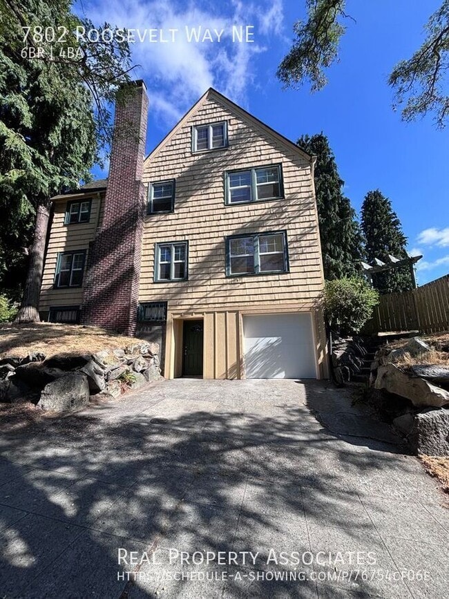 Building Photo - 7802 Roosevelt Way NE