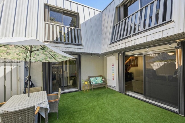 Building Photo - 3812 Jefferson St