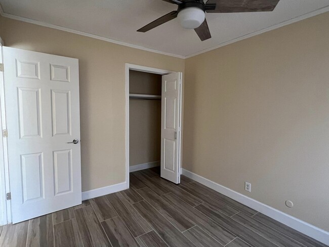 Foto del edificio - 757 Jewel Pl NE