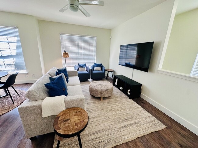 Photo - 4190 NW Meadow Creek Cir (Fayetteville, AR) Apartment