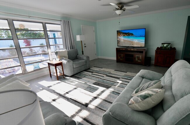 Foto del edificio - 3693 NE 20th Ave