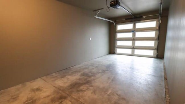 Building Photo - Magnolia36