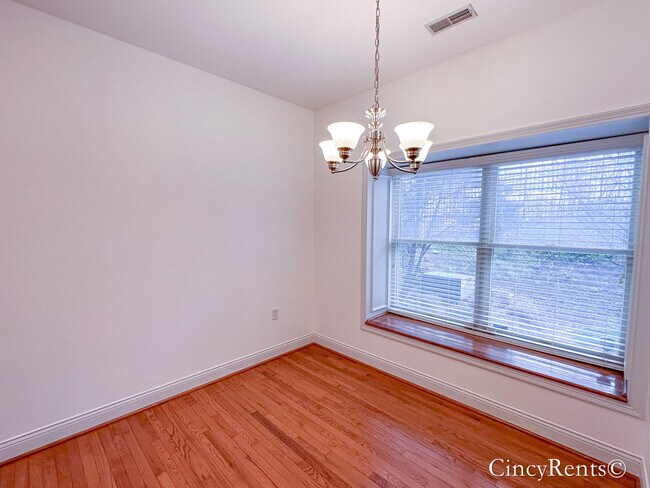 Foto del edificio - 1716 Grandmere Ln