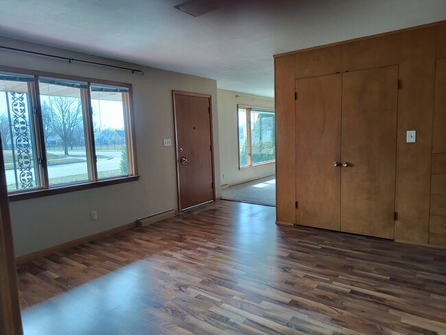 Building Photo - 2105 Denton St