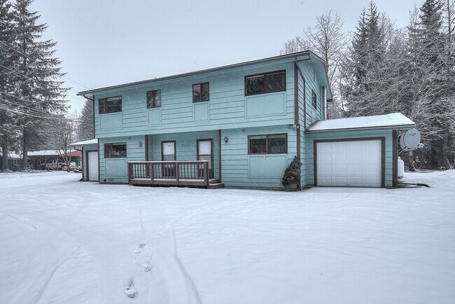Building Photo - 9230 Lee Smith Dr