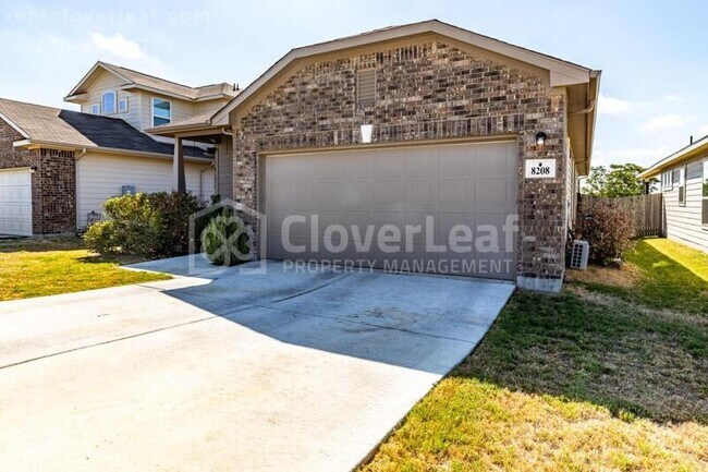 Building Photo - 8208 Robin Gate