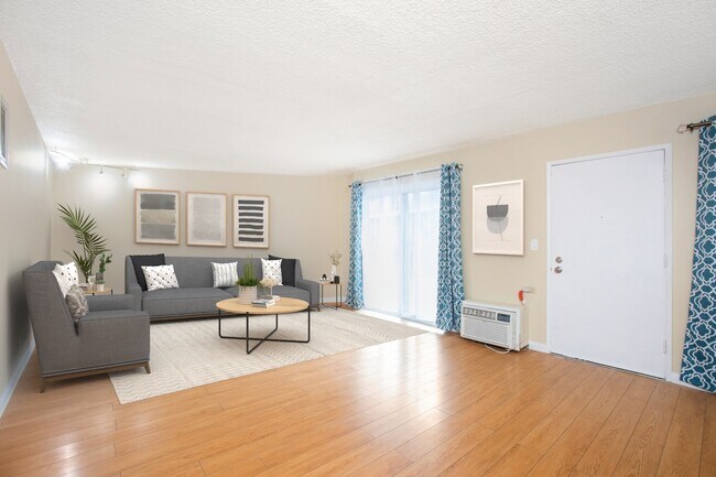 Foto del edificio - 3750 Stocker St