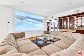 Building Photo - 1124 Kings Rd