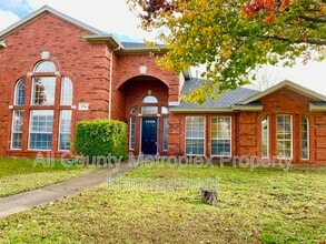 Building Photo - 3714 Catalina St