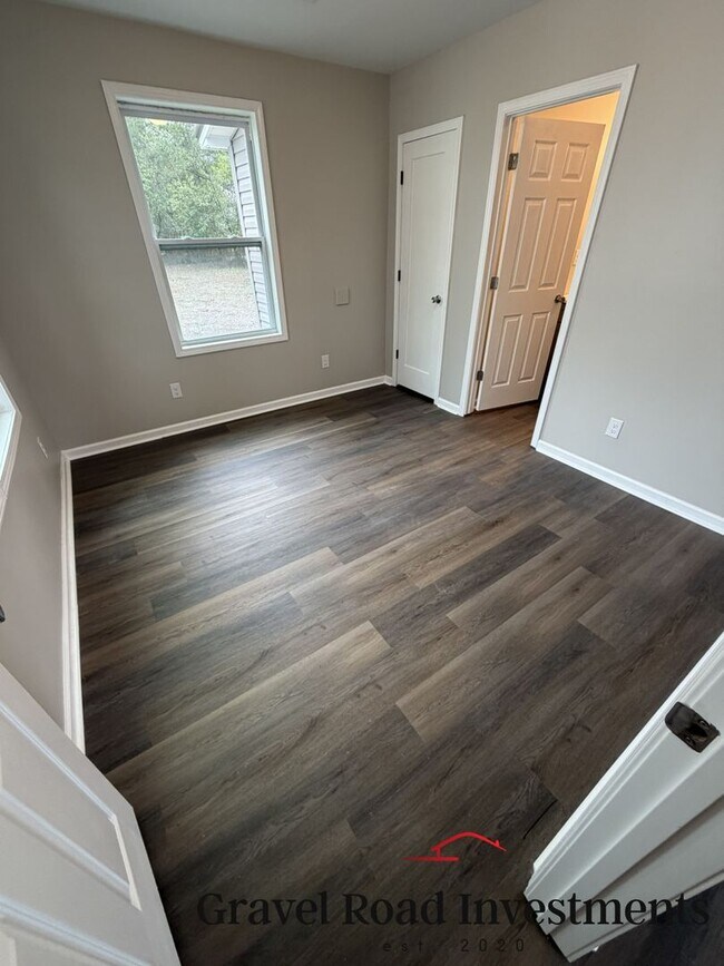 Foto del edificio - Beautifully Remodeled 4 Bedroom / 2 Bath Home – Move-In Ready!