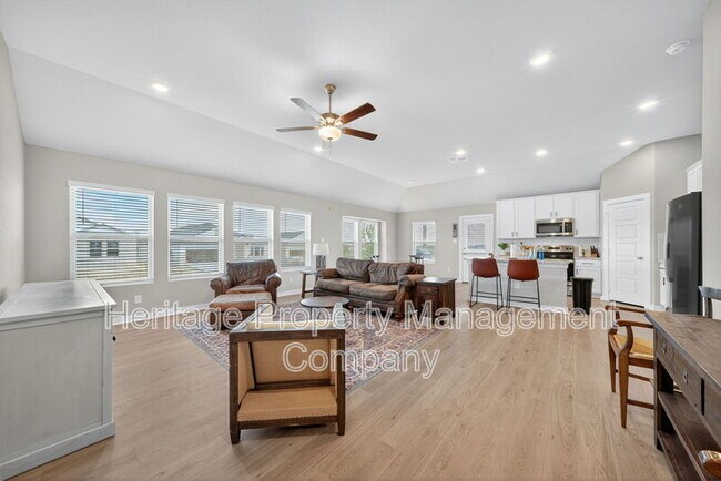 Foto del edificio - 1177 Water Valley