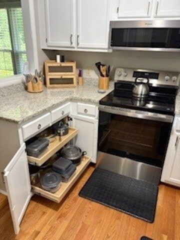 Foto del edificio - 7408 Penny Hill Ln