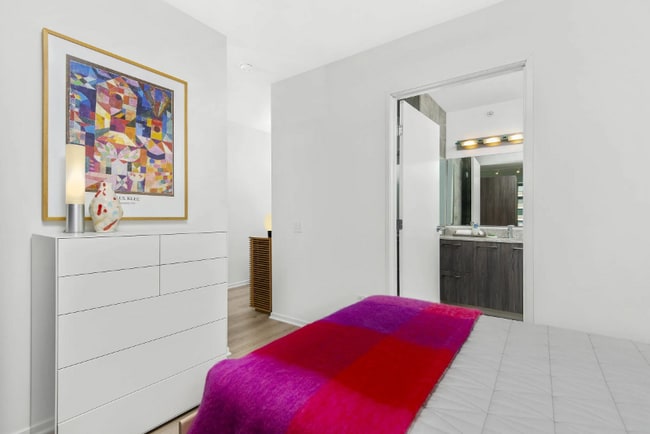 Foto del edificio - 518 N Fairbanks Ct