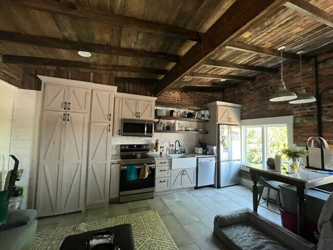 Foto del edificio - 260 N 22nd St