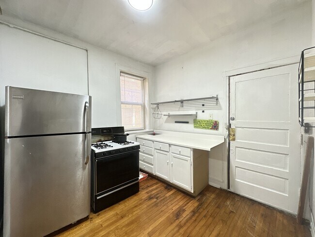 Foto del edificio - 2021 N Humboldt Blvd
