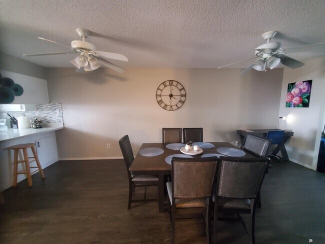 Foto del edificio - 2240 S Elks Ln