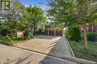 Building Photo - 59 Oatlands Crescent