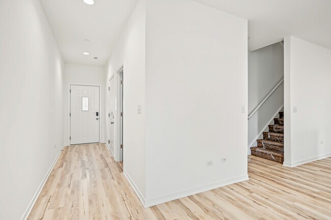Foto del edificio - 1215 Gillespie Ln