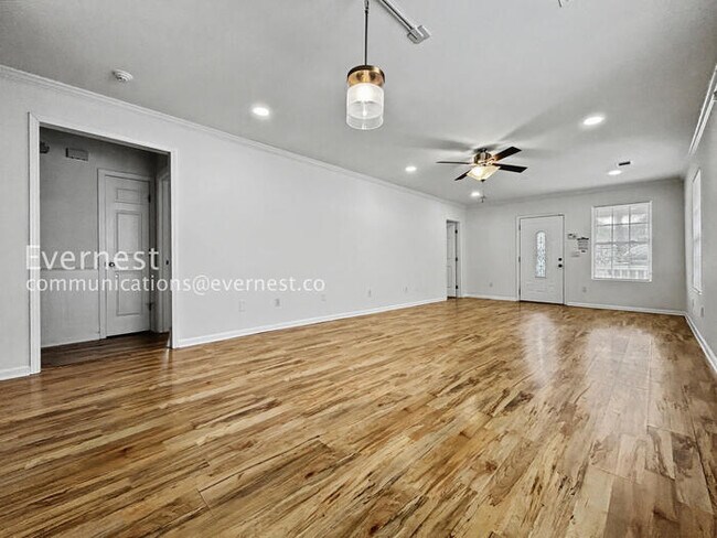 Foto del edificio - 1065 Fair St SW