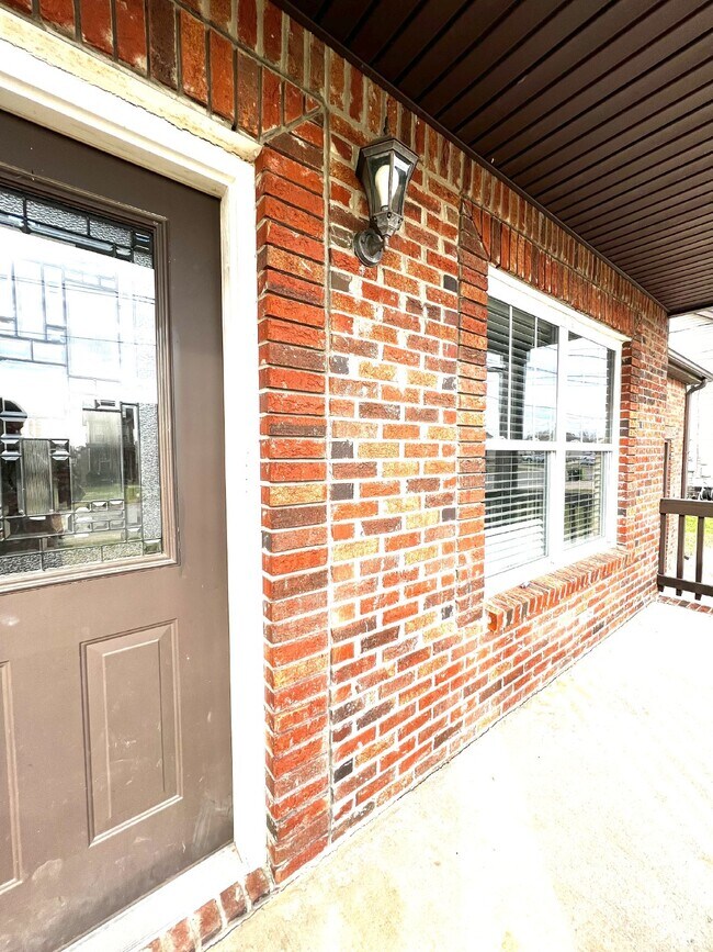 Foto del edificio - Charming 3BR/2.5BA Home in Clarksville! PE...