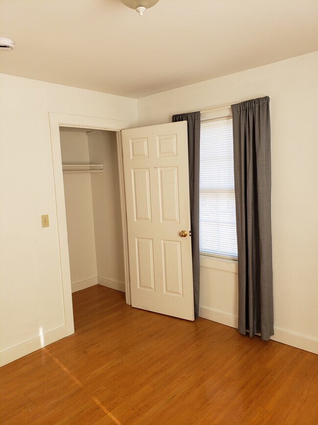 dormitorio 1 - 2864 Fort Bridgman Rd