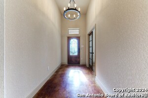 Building Photo - 511 Pecan Forest